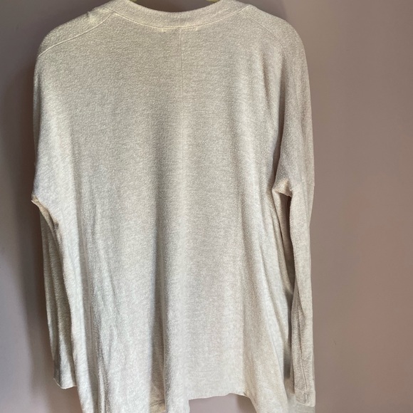 Cream Cardigan AE - Picture 3 of 6